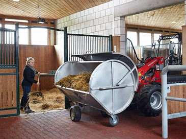 Weidemann 1390, boxtakarítás